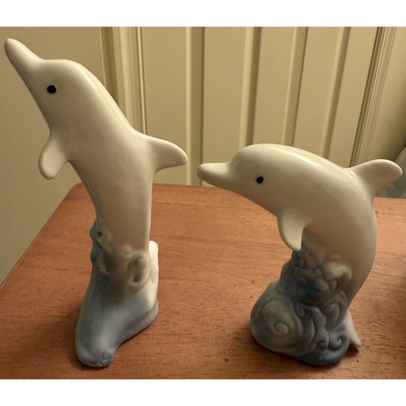 Set Of 2 Vintage Porcelain Dolphin Figurine Sea Ocean Nautical - Picture 1 of 7